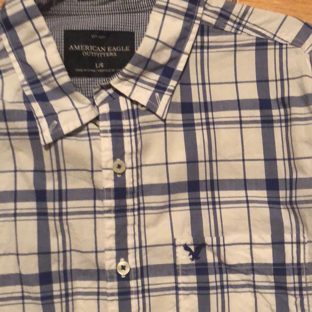 men’s button down - Picture 2 of 3